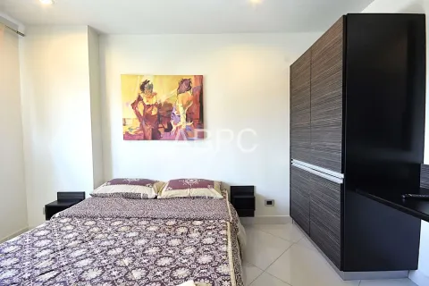 Condominio de 2 dormitorios en Jomtien Beach, Pattaya, Tailandia № 211195 - foto 8