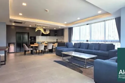 Condo sur Jomtien Beach, Pattaya, Thaïlande, 3 chambres  № 211196