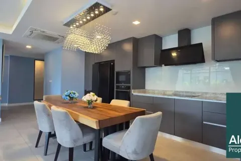 Condominio de 3 dormitorios en Jomtien Beach, Pattaya, Tailandia № 211196 - foto 11