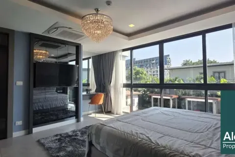 Condominio de 3 dormitorios en Jomtien Beach, Pattaya, Tailandia № 211196 - foto 9