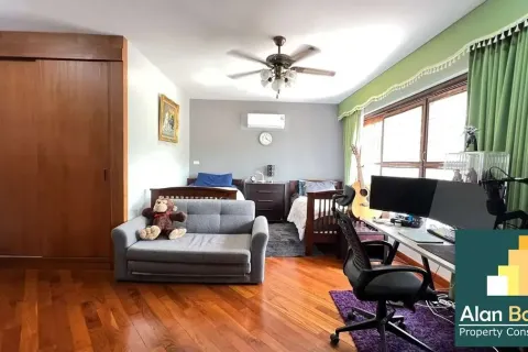 Casa de 4 dormitorios en Pattaya, Tailandia № 211193 - foto 9