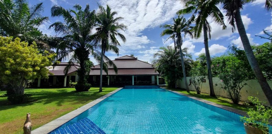 Вилла в Ча-аме, Таиланд с 5 спальнями  № 145867