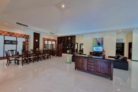 Вилла в Ча-аме, Таиланд с 5 спальнями  № 145867 - фото 6