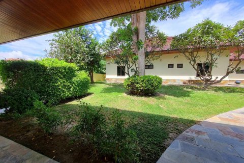 Вилла в Ча-аме, Таиланд с 5 спальнями  № 145867 - фото 10