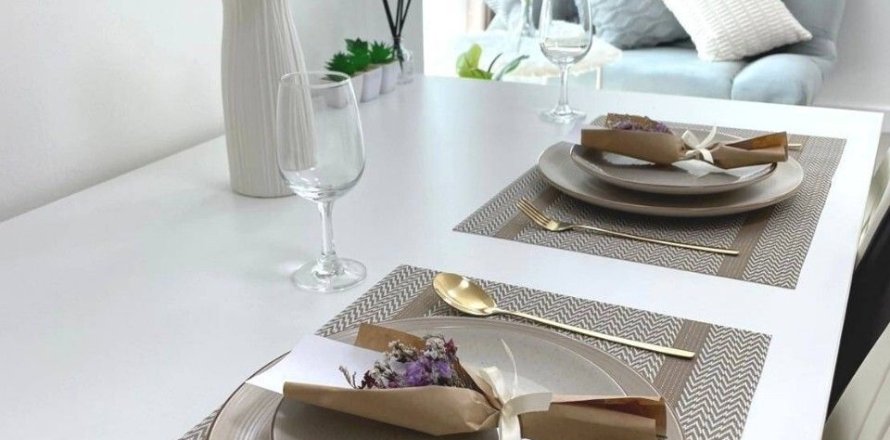 Condo à Bang Na, Bangkok, Thaïlande, 2 chambres  № 164767