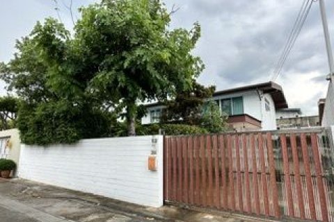 House in Chatuchak, Bangkok, Thailand 3 bedrooms № 164769