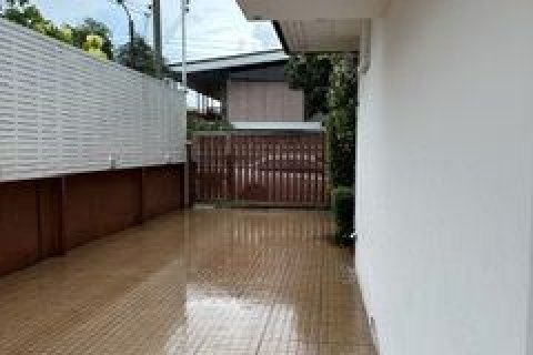 Дом в Чатучаке, Бангкок, Таиланд с 3 спальнями  № 164769 - фото 3