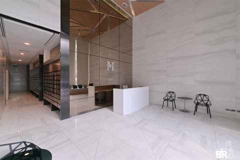 Condo in Bangkok, Thailand, 2 bedrooms № 186620 - photo 9