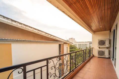 Studio dans le Condo à Pattaya, Thaïlande  № 159015 - photo 5