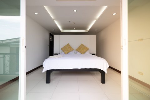 Studio dans le Condo à Pattaya, Thaïlande  № 159015 - photo 4