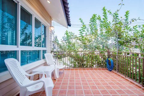 Villa in Hua Hin, Thailand 4 bedrooms № 159011 - photo 15