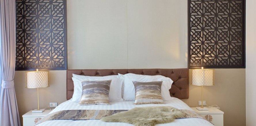 Condo in Phuket, Thailand, 2 bedrooms  № 151975