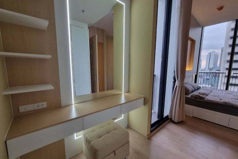 Студия в кондо в Ваттхане, Бангкок, Таиланд № 151976 - фото 9