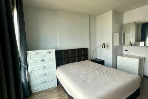 Studio dans le Condo à Watthana, Bangkok, Thaïlande  № 151980 - photo 14