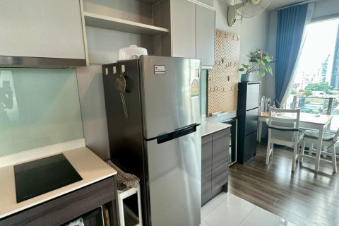 Studio dans le Condo à Watthana, Bangkok, Thaïlande  № 151980 - photo 8