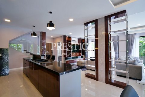 บ้านในพัทยา, ประเทศไทย 4 ห้องนอน № 197638 - รูปถ่าย 14