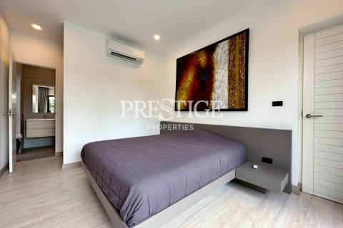 House in Pattaya, Thailand 2 bedrooms № 197636 - photo 18