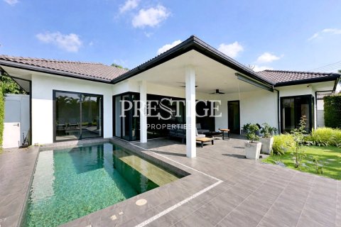 House in Pattaya, Thailand 2 bedrooms № 197636