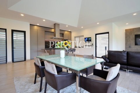 House in Pattaya, Thailand 2 bedrooms № 197636 - photo 8