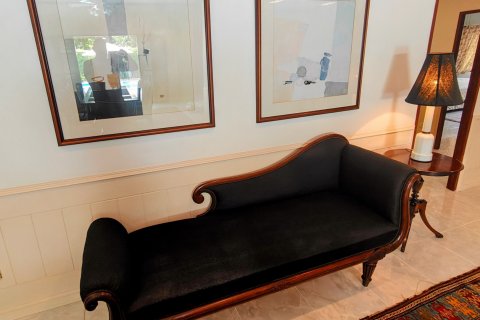 Вилла в Хуа Хине, Таиланд с 6 спальнями  № 136171 - фото 12