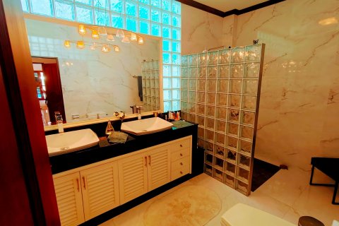 Вилла в Хуа Хине, Таиланд с 6 спальнями  № 136171 - фото 24