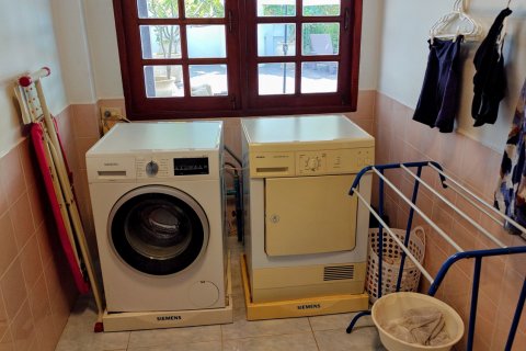 Вилла в Хуа Хине, Таиланд с 6 спальнями  № 136171 - фото 20