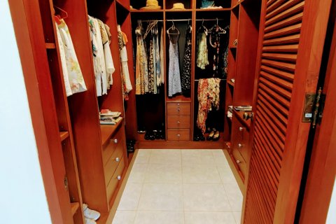 Вилла в Хуа Хине, Таиланд с 6 спальнями  № 136171 - фото 23