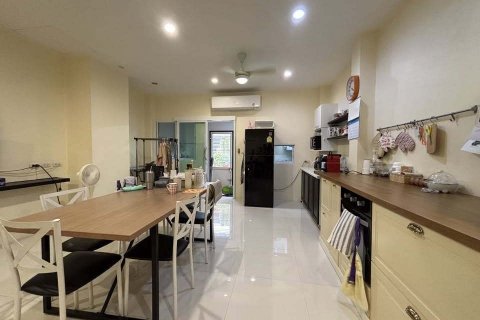 Townhouse à Phuket, Thaïlande 3 chambres № 136170 - photo 12