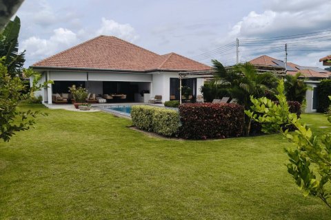 Вилла в Хуа Хине, Таиланд с 4 спальнями  № 136451 - фото 26