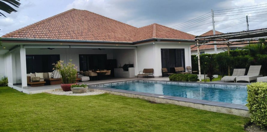 Вилла в Хуа Хине, Таиланд с 4 спальнями  № 136451