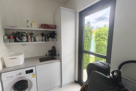 Вилла в Хуа Хине, Таиланд с 4 спальнями  № 136451 - фото 16