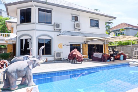 Studio sur Jomtien Beach, Pattaya, Thaïlande № 180335