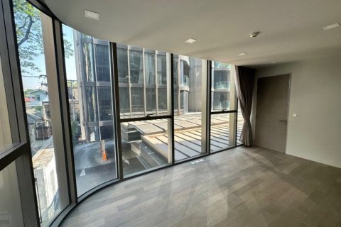 Condo in Watthana, Bangkok, Thailand, 3 bedrooms  № 159528 - photo 1