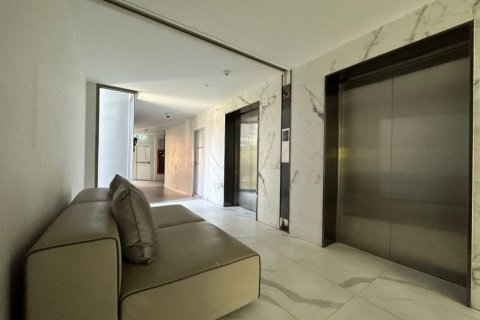 Condo in Watthana, Bangkok, Thailand, 3 bedrooms  № 159528 - photo 12