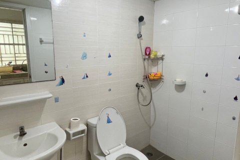 Townhouse in Bangkok, Thailand 3 bedrooms № 159527 - photo 9