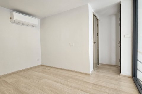 Studio in the Condo in Phaya Thai, Bangkok, Thailand № 163191 - photo 5