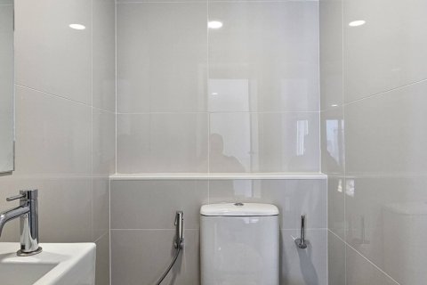 Studio in the Condo in Phaya Thai, Bangkok, Thailand № 163191 - photo 17