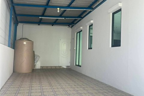 Таунхаус в Буенг Куме, Бангкок, Таиланд с 3 спальнями  № 163189 - фото 3