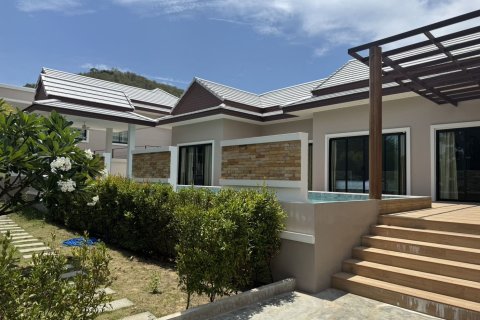 Вилла в Хуа Хине, Таиланд с 4 спальнями  № 163194 - фото 3