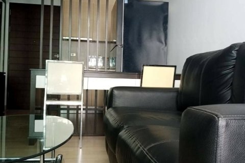 Студия в кондо в Ваттхане, Бангкок, Таиланд № 138835 - фото 10
