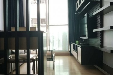 Студия в кондо в Ваттхане, Бангкок, Таиланд № 138835 - фото 7