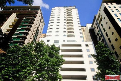 Apartment in Bangkok, Thailand 2 bedrooms № 192806 - photo 5