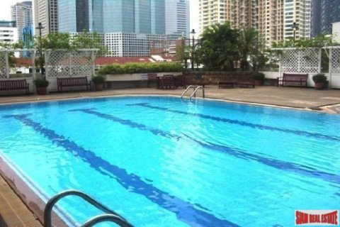 Apartment in Bangkok, Thailand 2 bedrooms № 192805 - photo 3