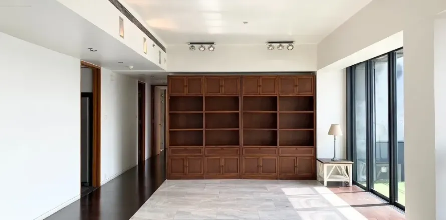 Кондоминиум с 3 спальнями в Сатхоне, Бангкок, Таиланд № 163510