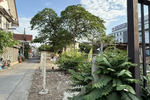 Земельный участок в Сапхансунге, Бангкок, Таиланд 724м2  № 163513 - фото 1