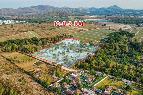 Land in Hua Hin, Thailand 30400 sq.m. № 163512 - photo 2