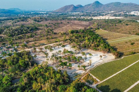 Land in Hua Hin, Thailand 30400 sq.m. № 163512 - photo 12
