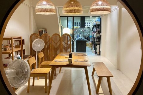 Townhouse à Sathon, Bangkok, Thaïlande 5 chambres № 163514