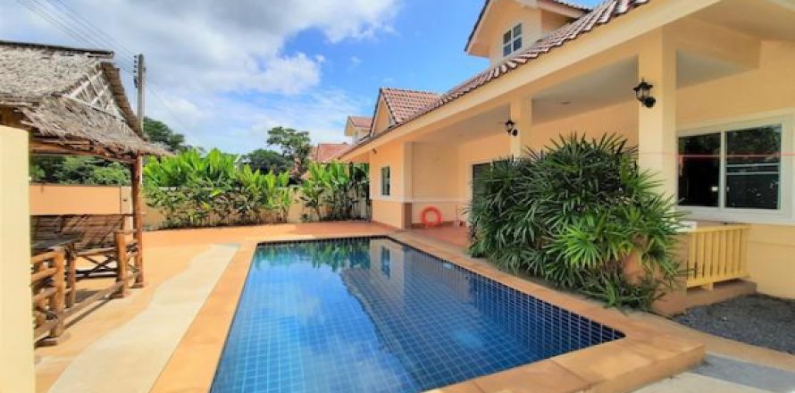 Villa in Ao Nang, Thailand 19 bedrooms № 194047