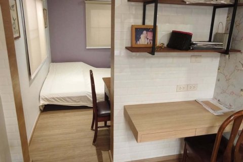 Townhouse in Bangkok, Thailand 3 bedrooms № 171681 - photo 10